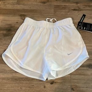 Womens Nike xs running workout shorts nwt